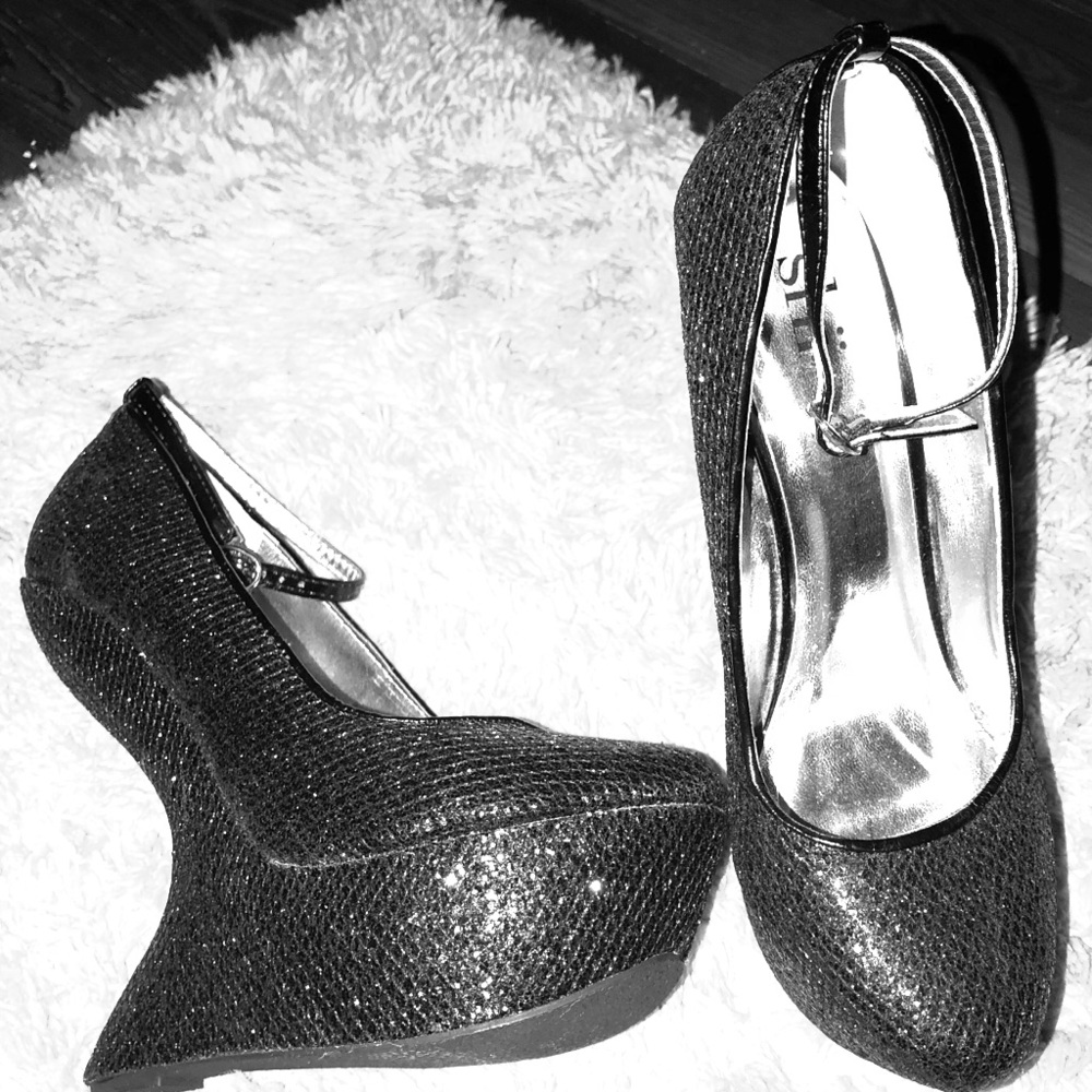 Shi by JOURNEYS Heels